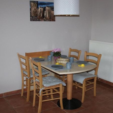 Ferienwohnung Boddenkieker Bis 4 Personen, Sagard-Neddesitz, 70M2 المظهر الخارجي الصورة