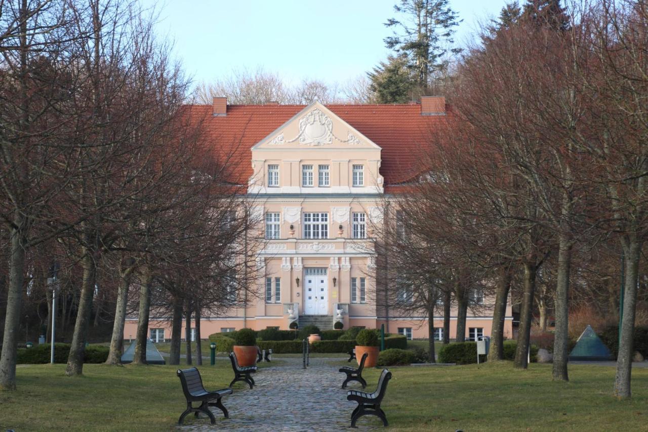 Ferienwohnung Boddenkieker Bis 4 Personen, Sagard-Neddesitz, 70M2 المظهر الخارجي الصورة